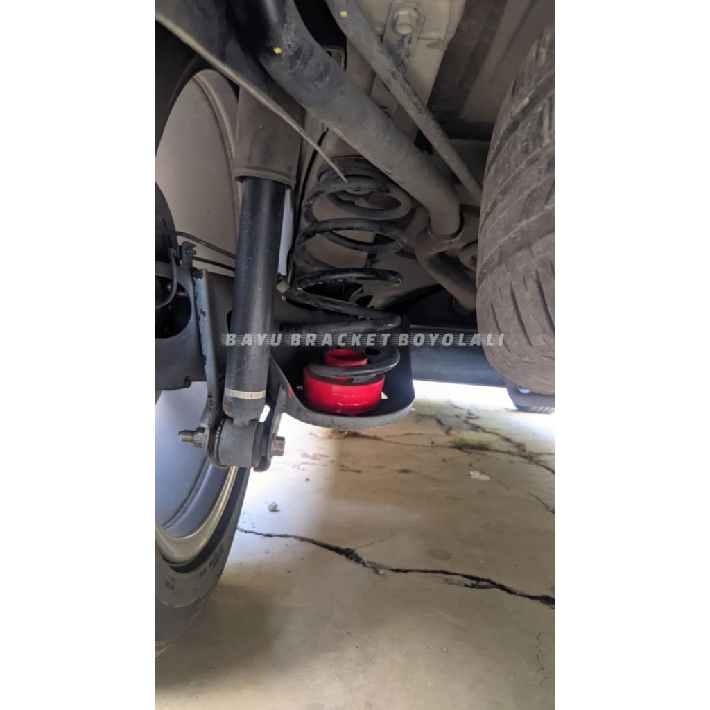 adaptor belakang ayla Agya besi peninggi belakang