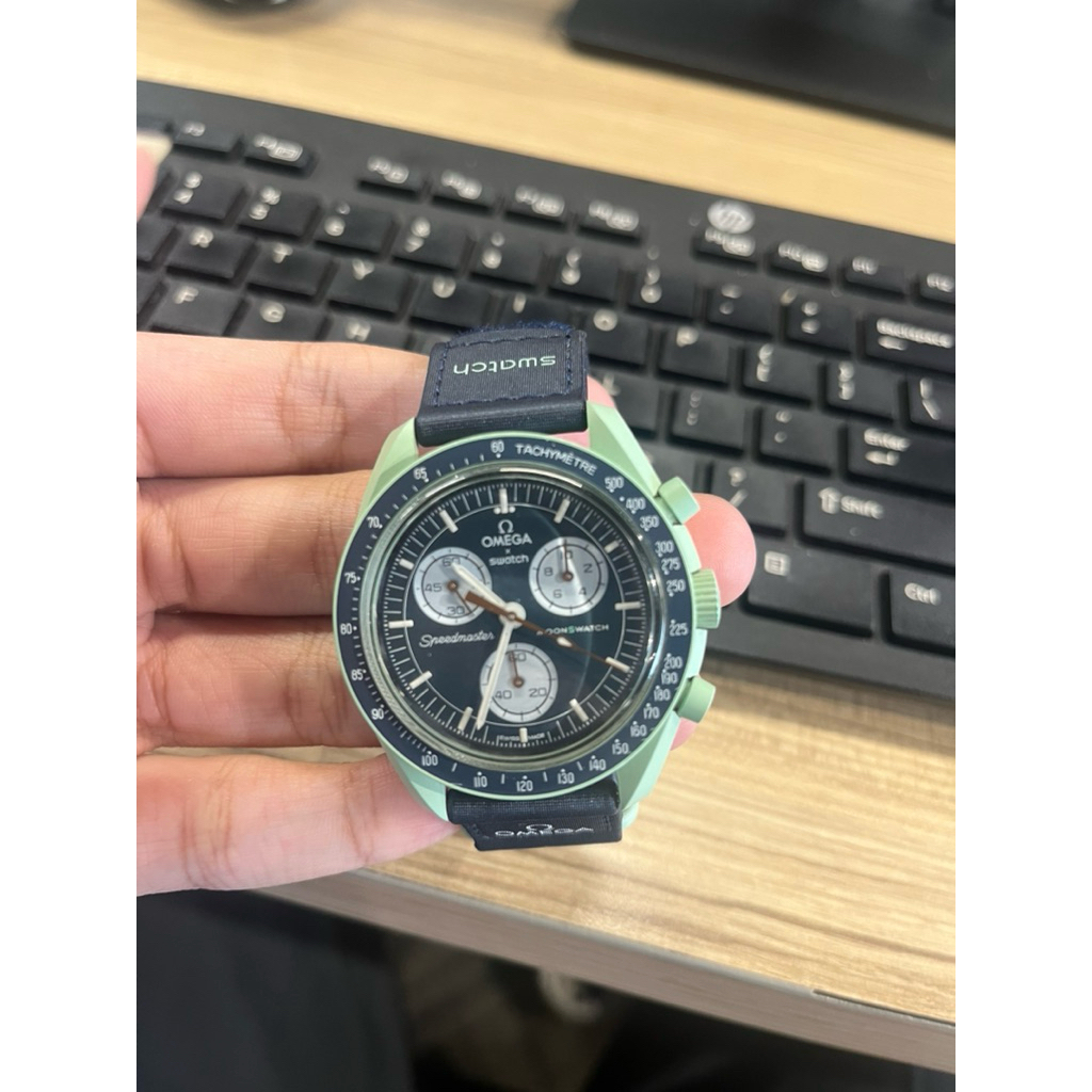 OMEGA X SWATCH MOONSWATCH MISSION TO EARTH