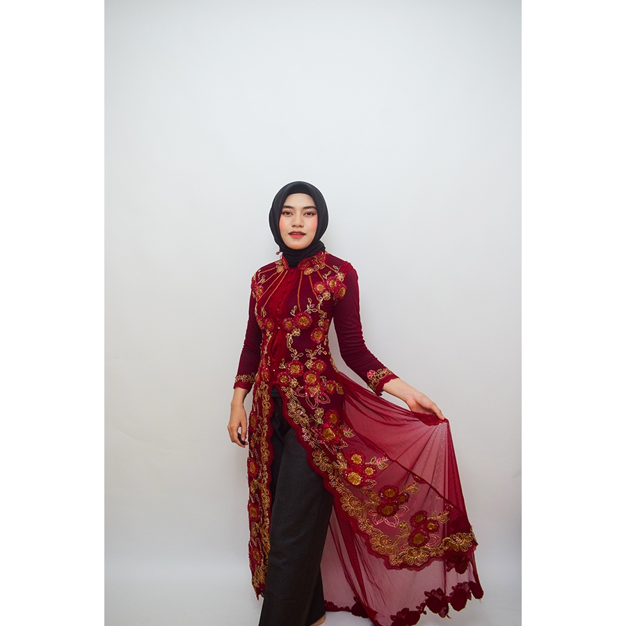 Kebaya Longtail Merah Kebaya Panjang ukuran S-M