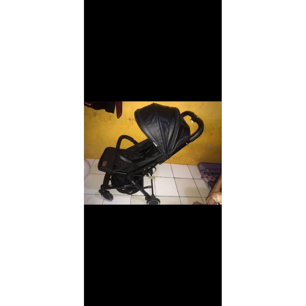 stroler bayi Merk Baby does esmio