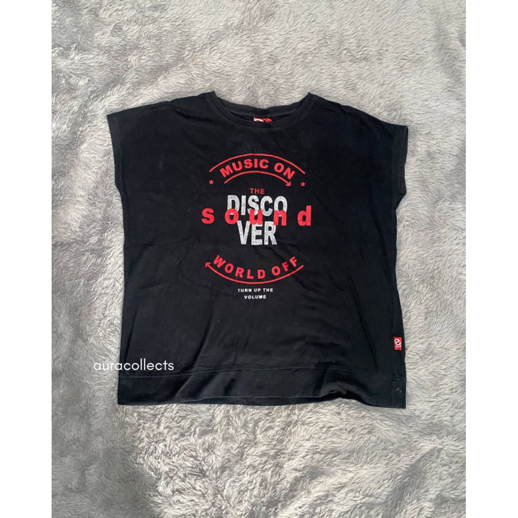 Elips Baju Pendek Kaos Itam Music | Aura Collects