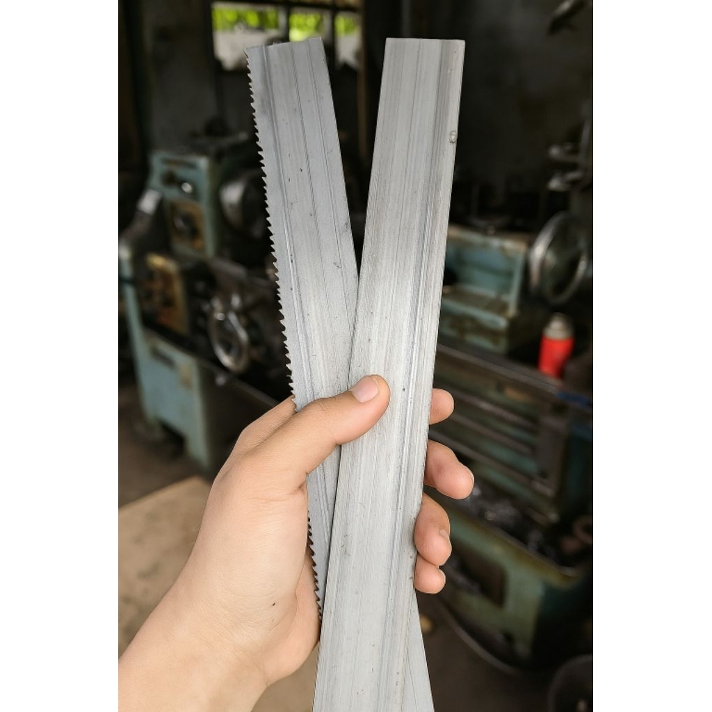 Potongan gergaji Besi Merk Eberle Germany Bekas Bahan Pisau,sambungan cangkul dll