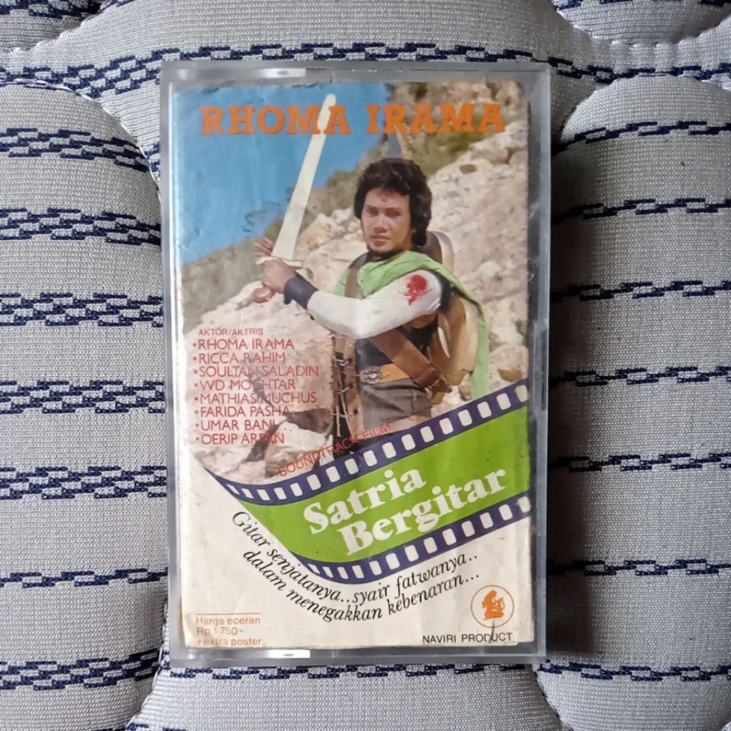 KASET PITA RHOMA IRAMA SATRIA BERGITAR