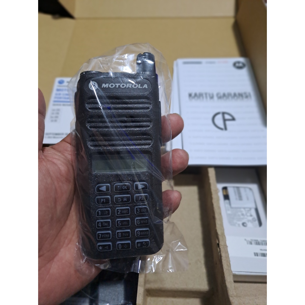 HT MOTOROLA XIR C 2660 VHF HANDY TALKIE MOTOROLA XIR C2660 VHF BARU