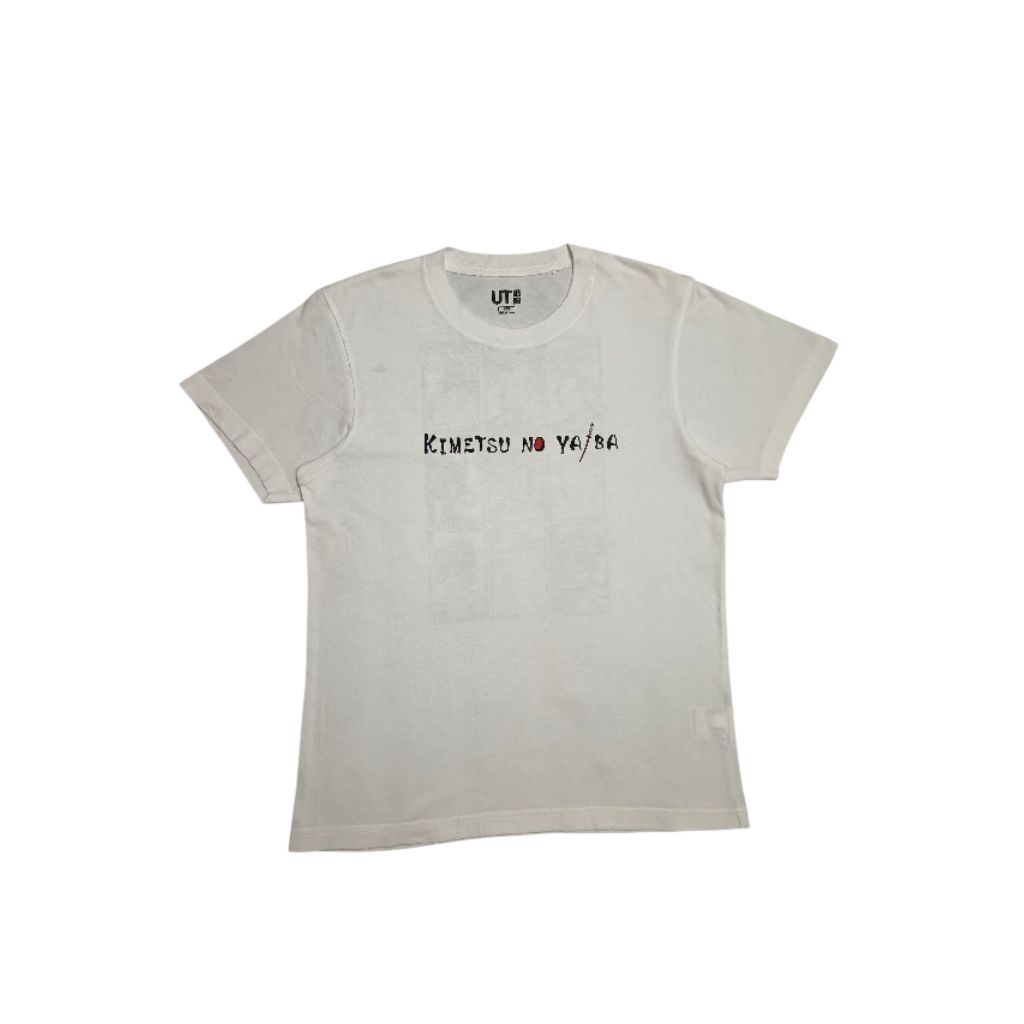 UNIQLO X KIMETSU NO YAIBA DEMON SlAYER T-SHIRT