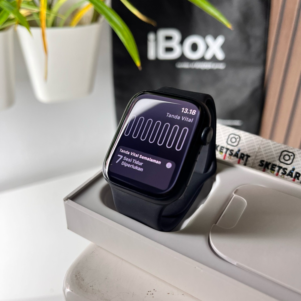 Apple Watch Series 8 45mm iBox Black iwatch Battery Health 97% Original