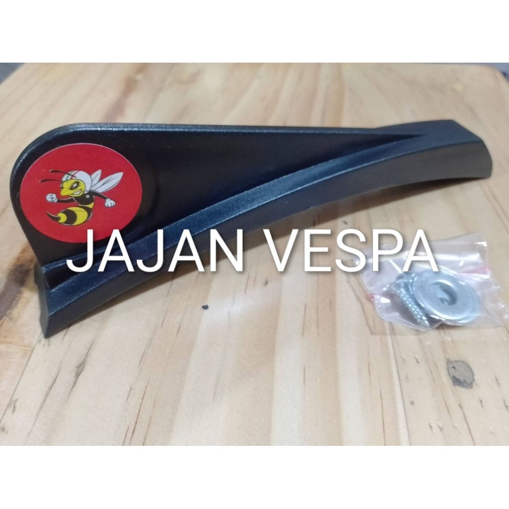 jangger spakbor vespa ..bahan plastik