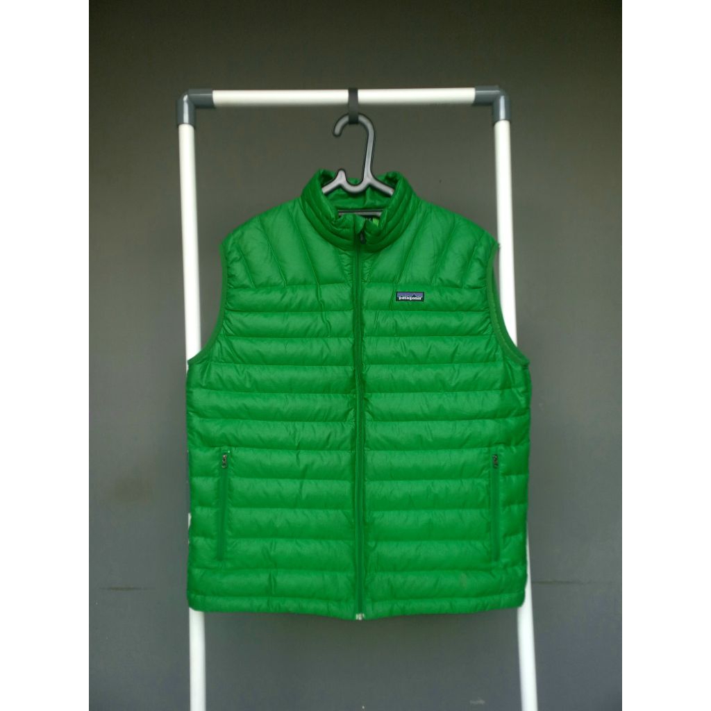 Patagonia rompi bulu angsa