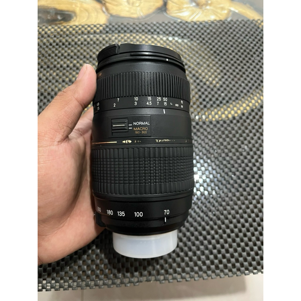 LENSA TAMRON TELE 70-300MM FOR NIKON MULUS