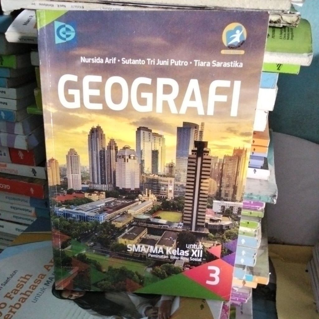 Geografi SMA kelas XII