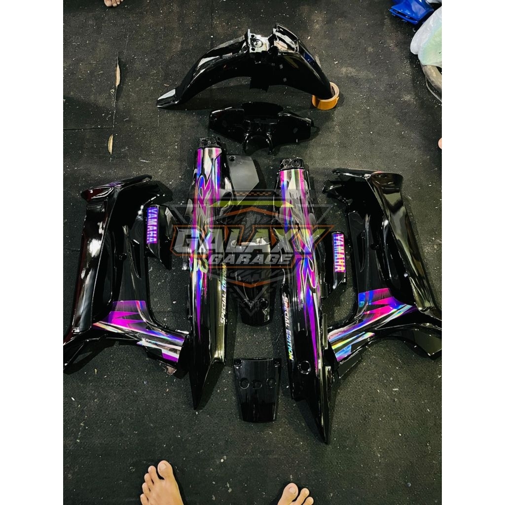 Bodi Set FizR Fullset Halus Yamaha FisR Spesial Edition Stripping Castom Hologram Warna Full Hitam B