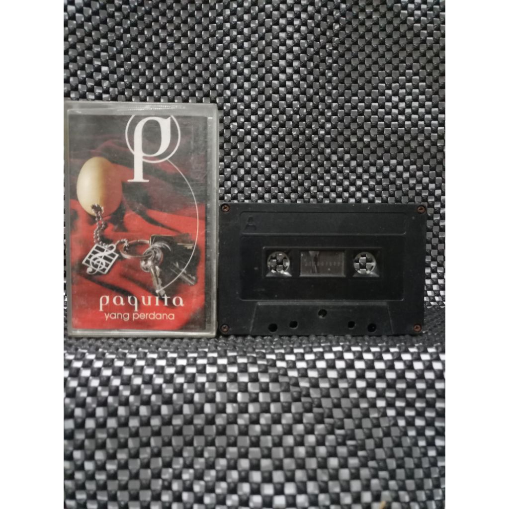 KASET PITA PAQUITA / YANG PERDANA