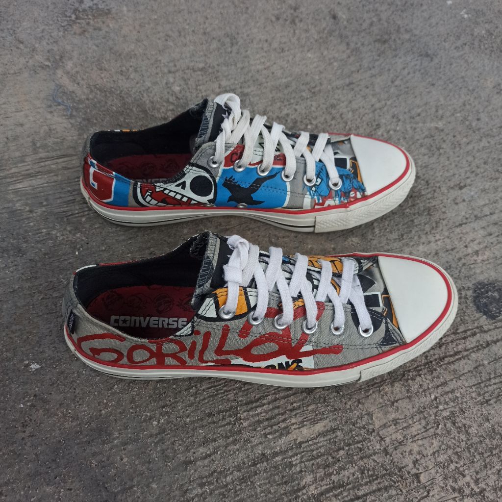 SEPATU CONVERSE x GORILLAZ GRAFFITI 2011