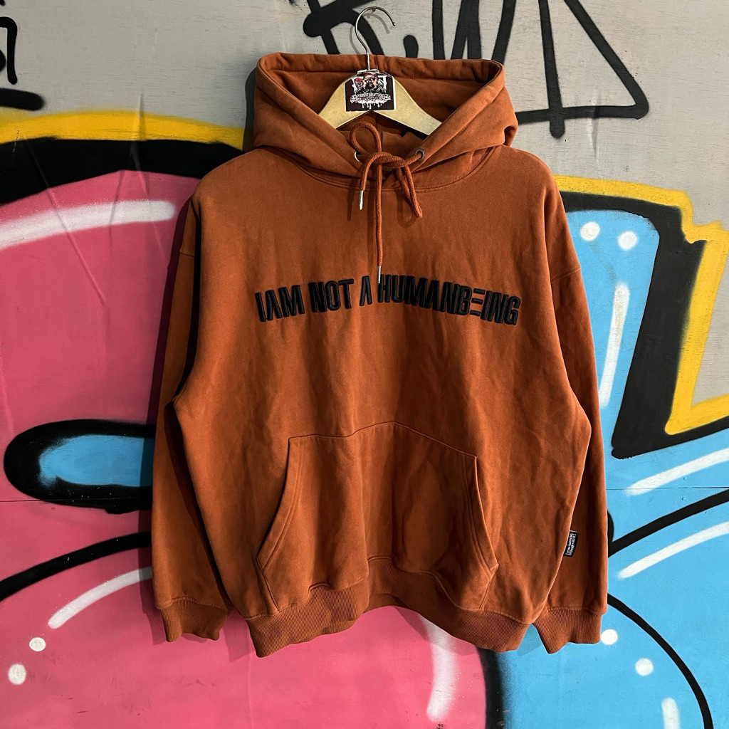 hodie im not human being