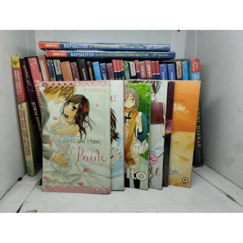 KOMIK REMAJA: KISS ME AFTER SCHOOL, MY NAUGHTY BUTLER, WELCOME HOME MY BRIDE, I STILL LOVE YOU AND A