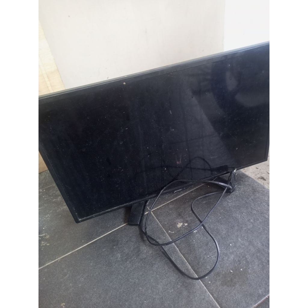 Tv sharp bekas layar mati