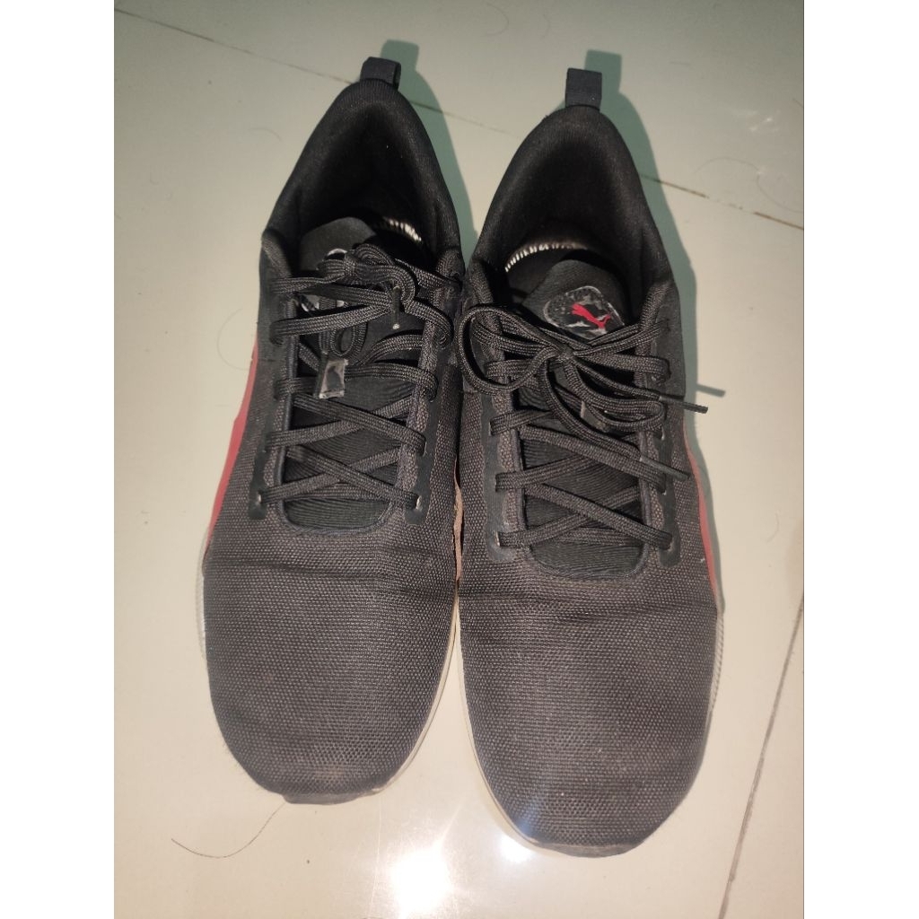 Preloved Puma Running Shoes Flyer Runner Mesh Unisex Black Size 43