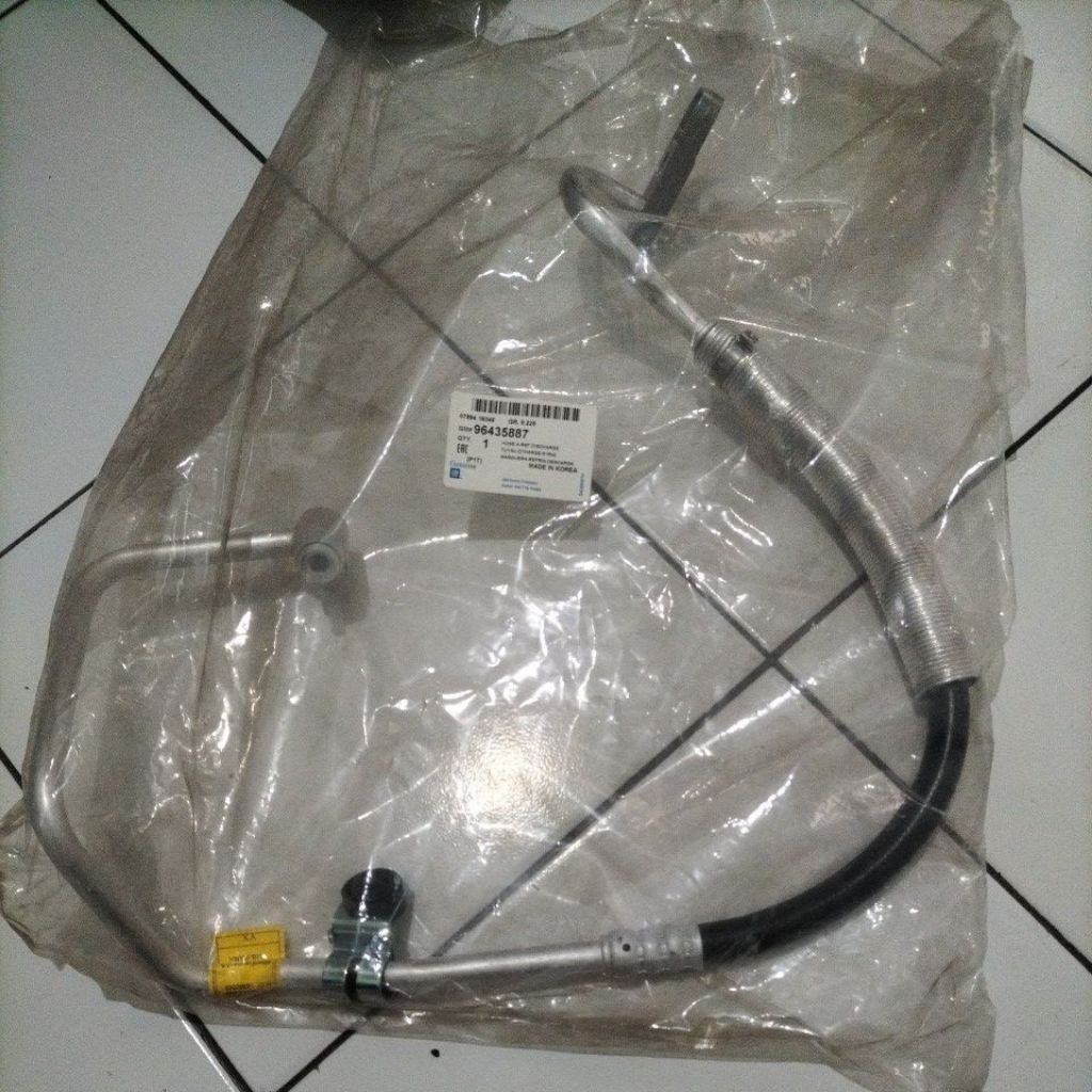 Selang ac Aveo 2003-2010 selang AC lova kalos ( dari compresor ke condensor)