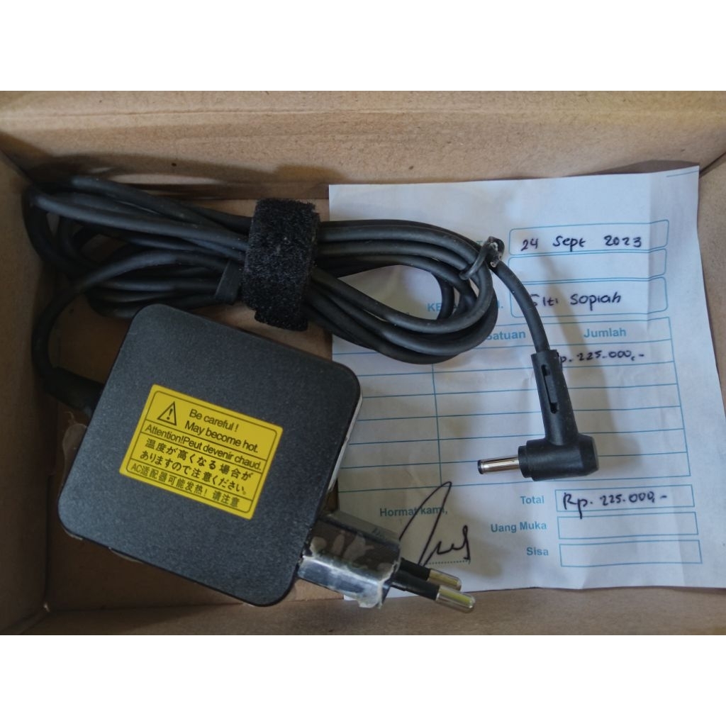 Adaptor Charger Laptop Asus Vivobook Series Experbook Series