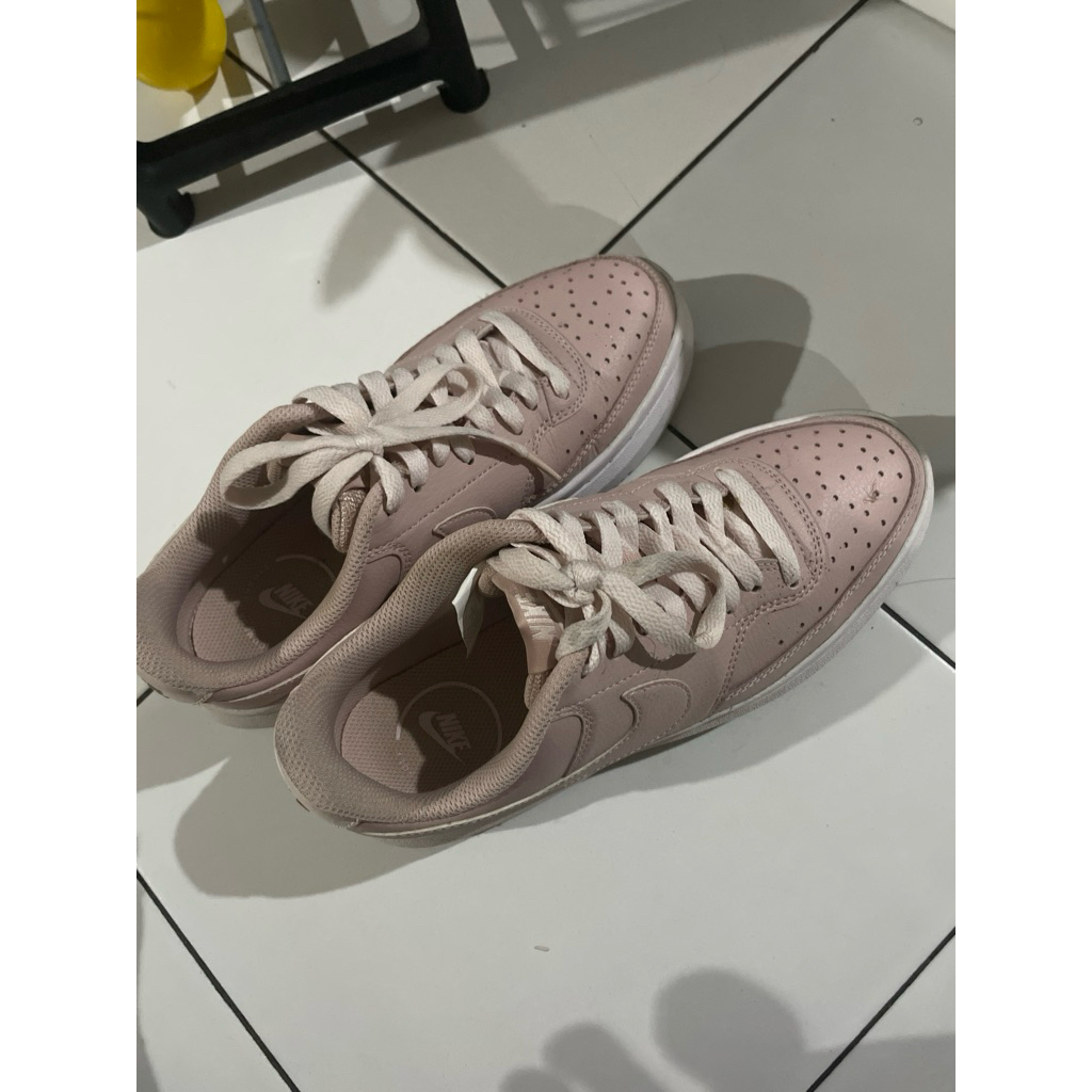 nike court vision alta