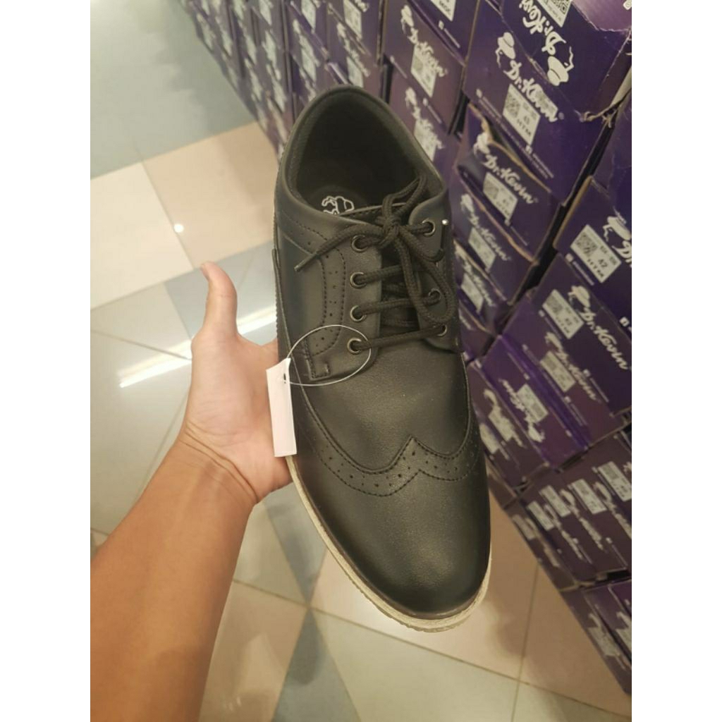831-020 SEPATU KASUAL PRIA DR KEVIN SHOES TERBARU