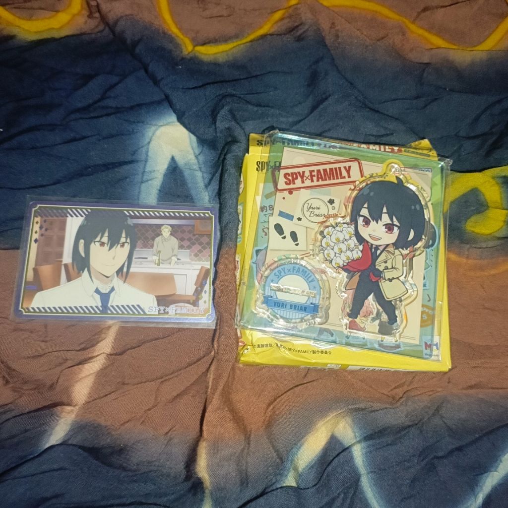 Yuri Briar Spy X Family kartu dan Acrylic stand SET