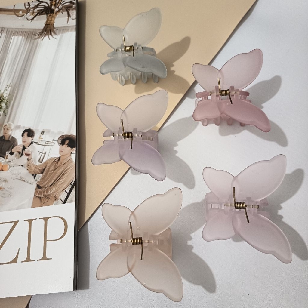 Jedai / Jepit Rambut Kupu-Kupu Doff