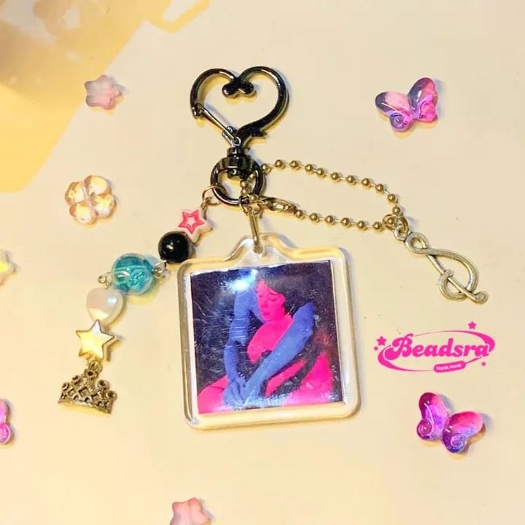 TV GIRL Keychain Theme