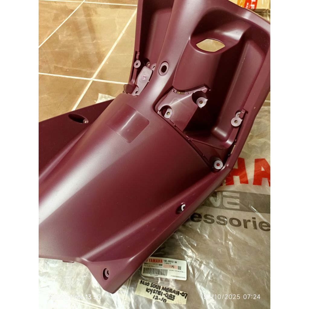 legshild dek kontak mio soul karbu merah maroon original yamaha [ 14D-8312-30