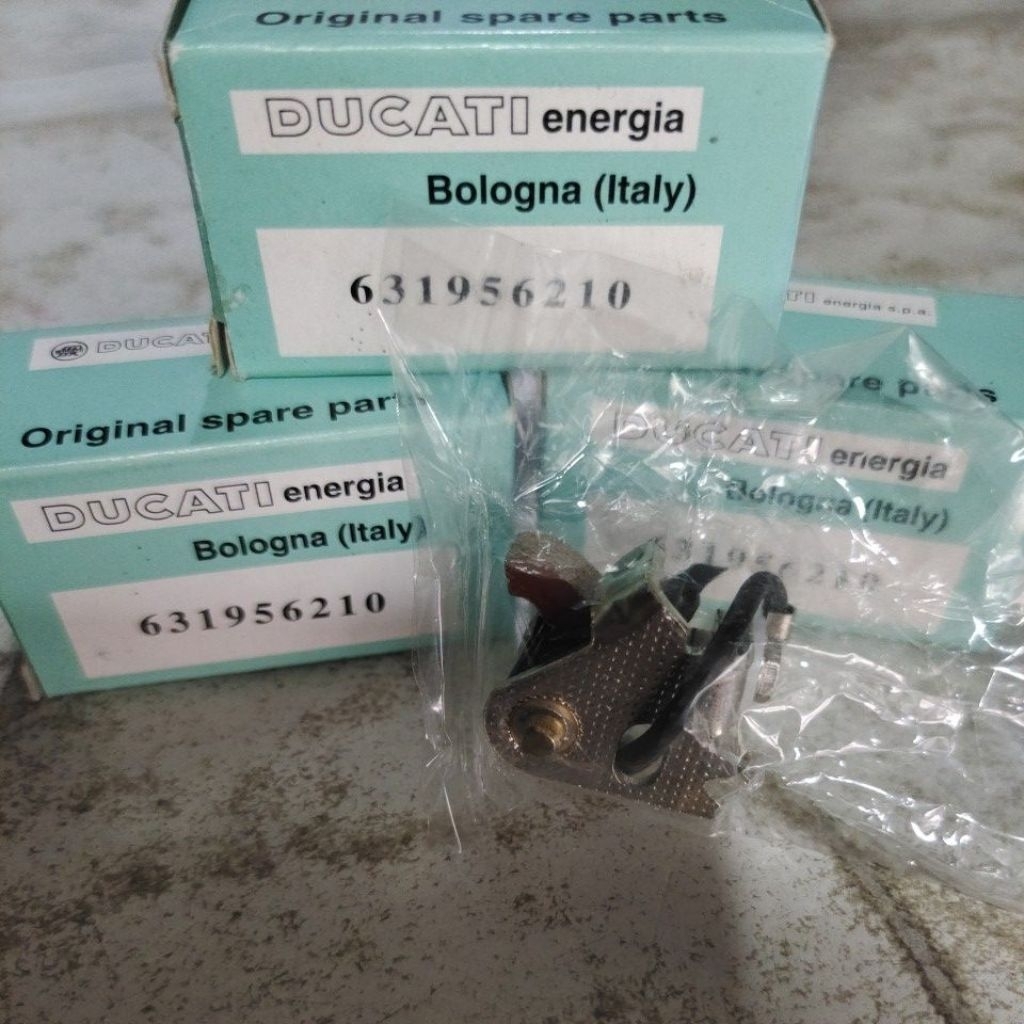 platina pelatina vespa PX super Ducati vemsa ricambi