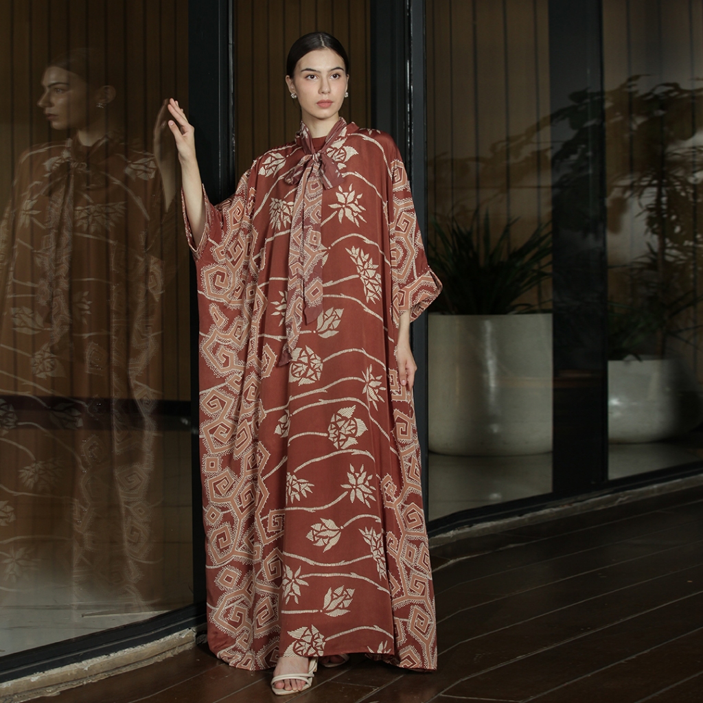 Batik Huza - Kaftan Faustine Silk - Gamis Batik Wanita Bahan Sutra