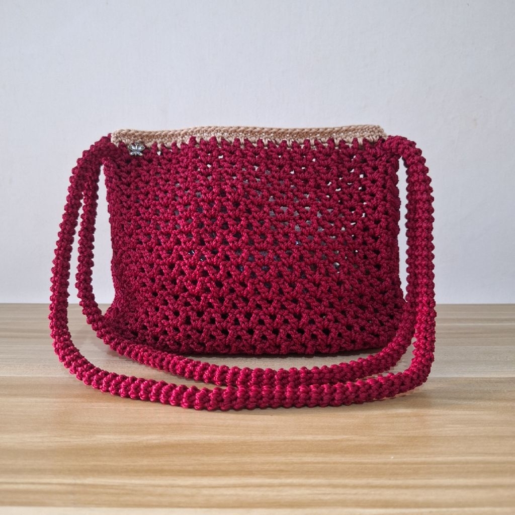 Tas Rajut Handmade Shoulderbag – Tas Rajut Wanita Alas Persegi Panjang