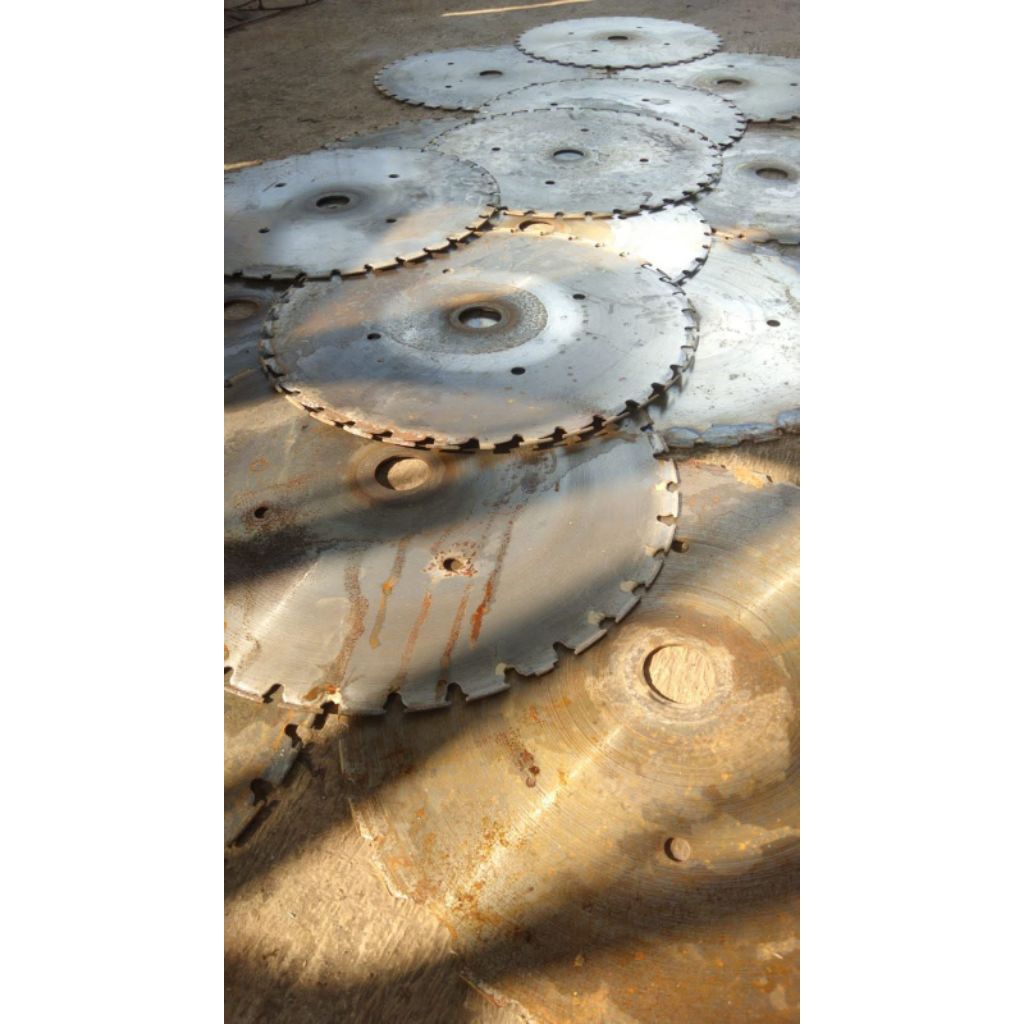 gergaji batu bekas bahas bilah / pisau