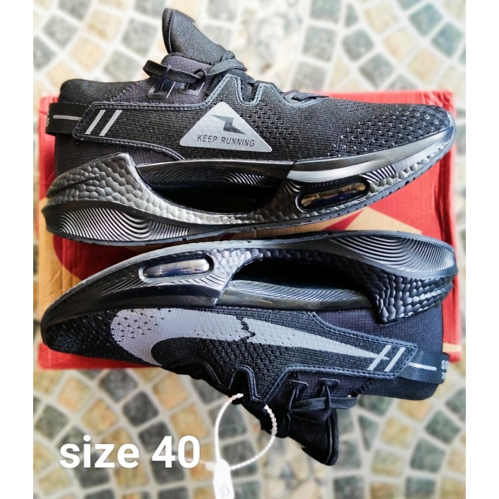 sepatu trail run pegasus