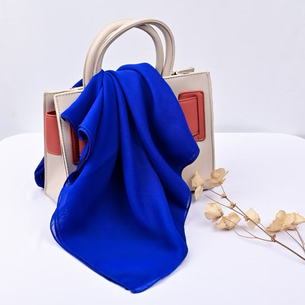 Hijab Segiempat Bella Square biru elektrik Hijab Segiempat Bella Square biru bca