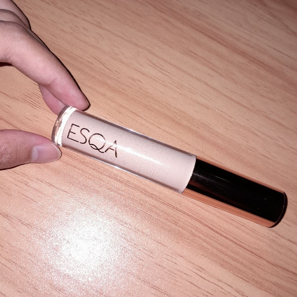 preloved concealer esqa shade custard