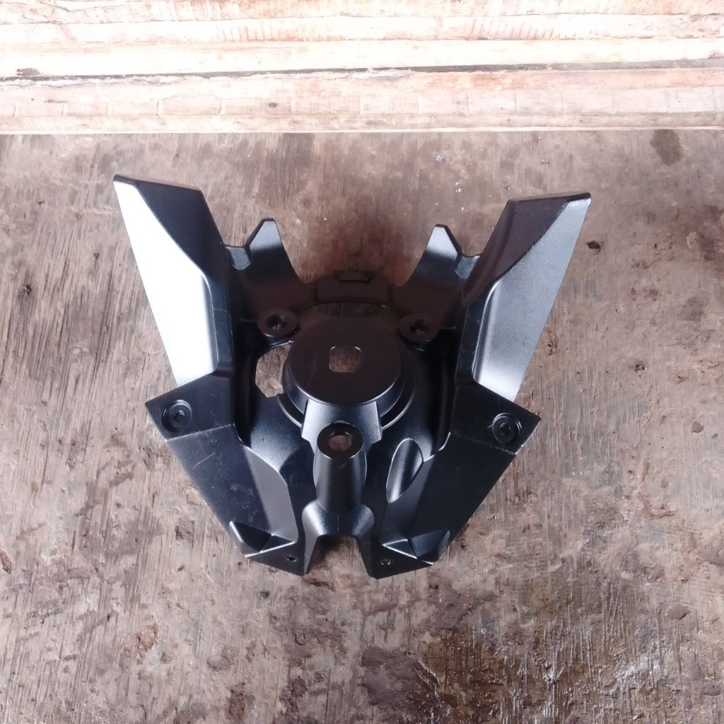 Cover batok kepala belakang Yamaha Vixion NVL original bekas copotan second