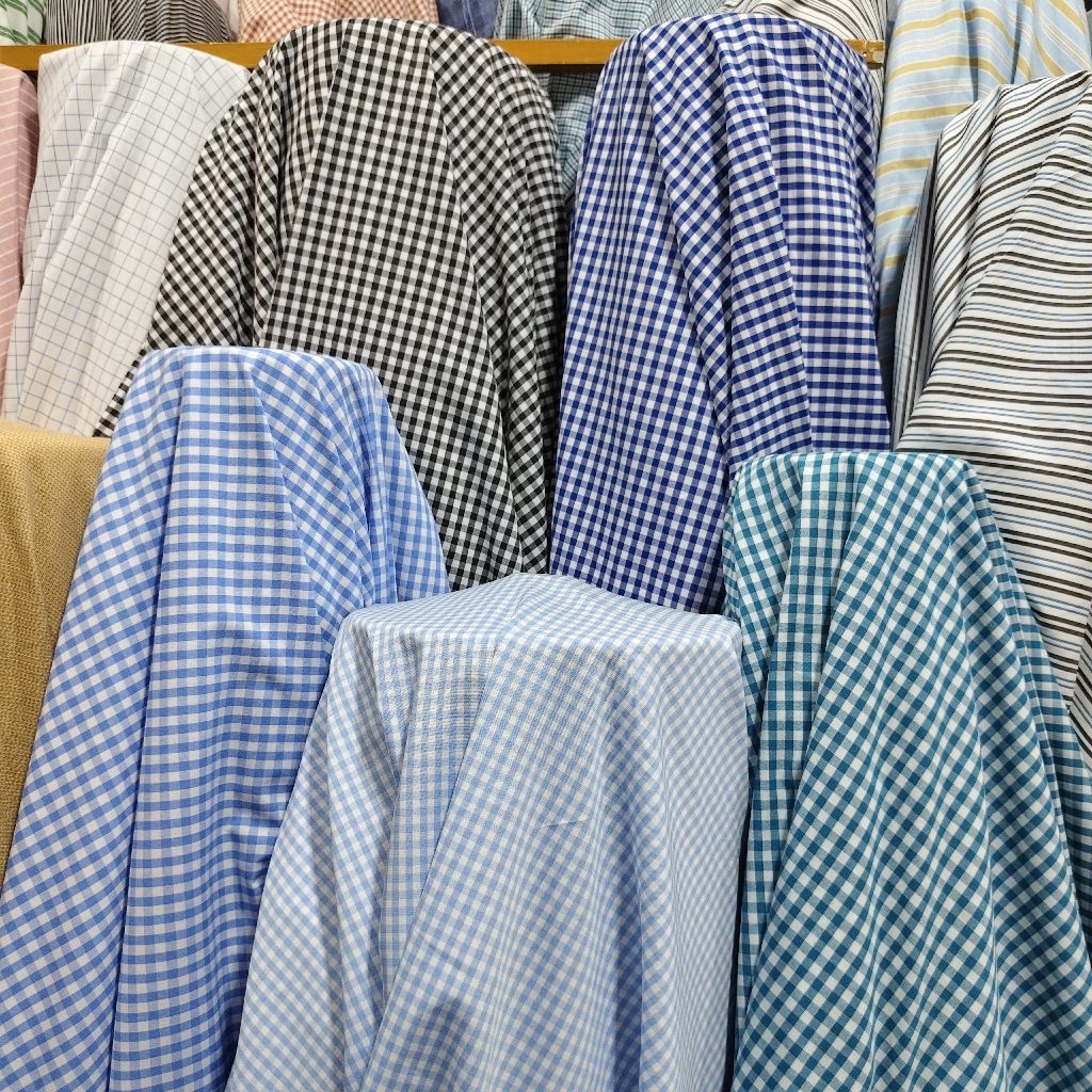 KAIN KATUN POPLIN MOTIF KOTAK ABADI SISA GARMENT  - KAIN KATUN MOTIF KOTAK KECIL HARGA/0,5M