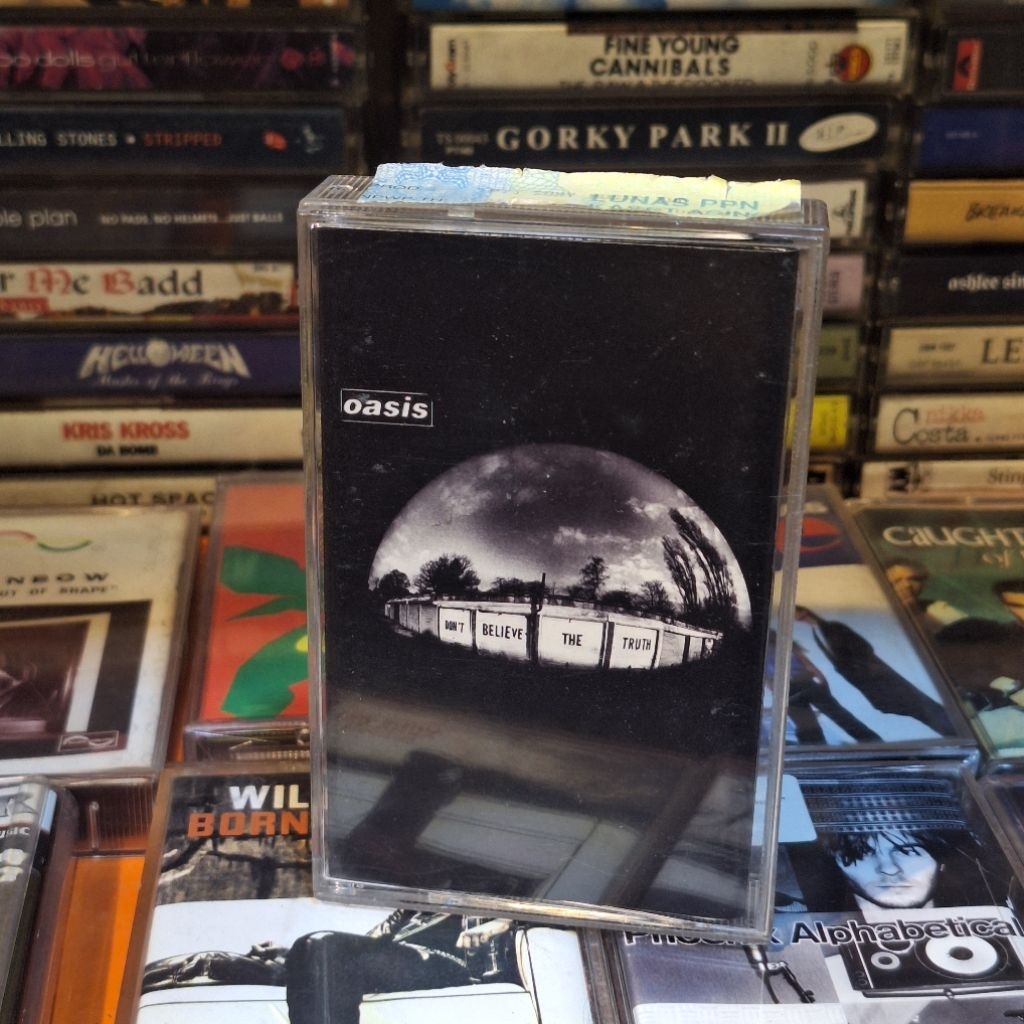 kaset pita Oasis Don't Believe in the Truth mulus kaku siap koleksi play di walkman atau tape deck j