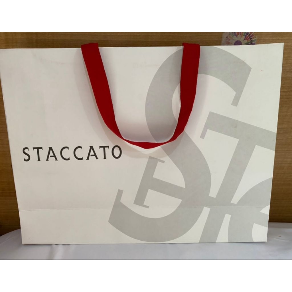 Sale staccato
