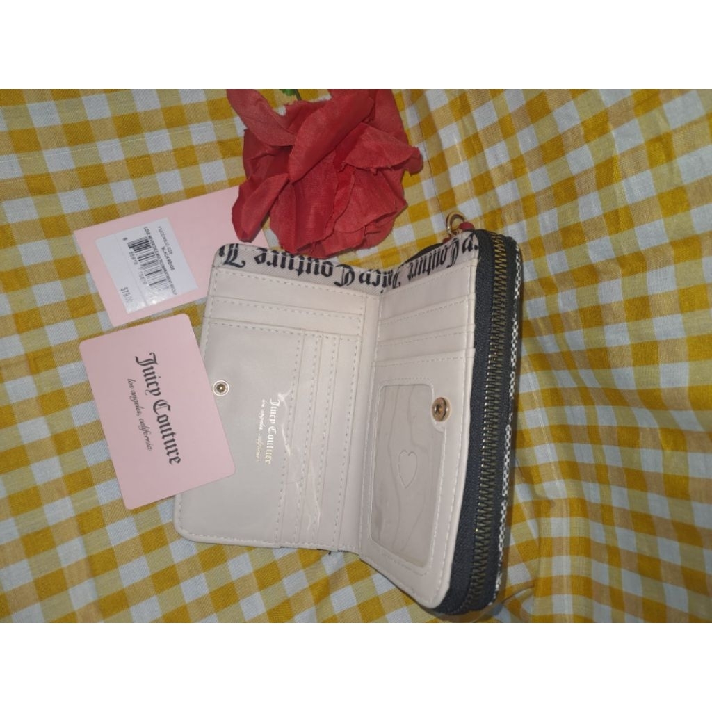 dompet Juicy Couture