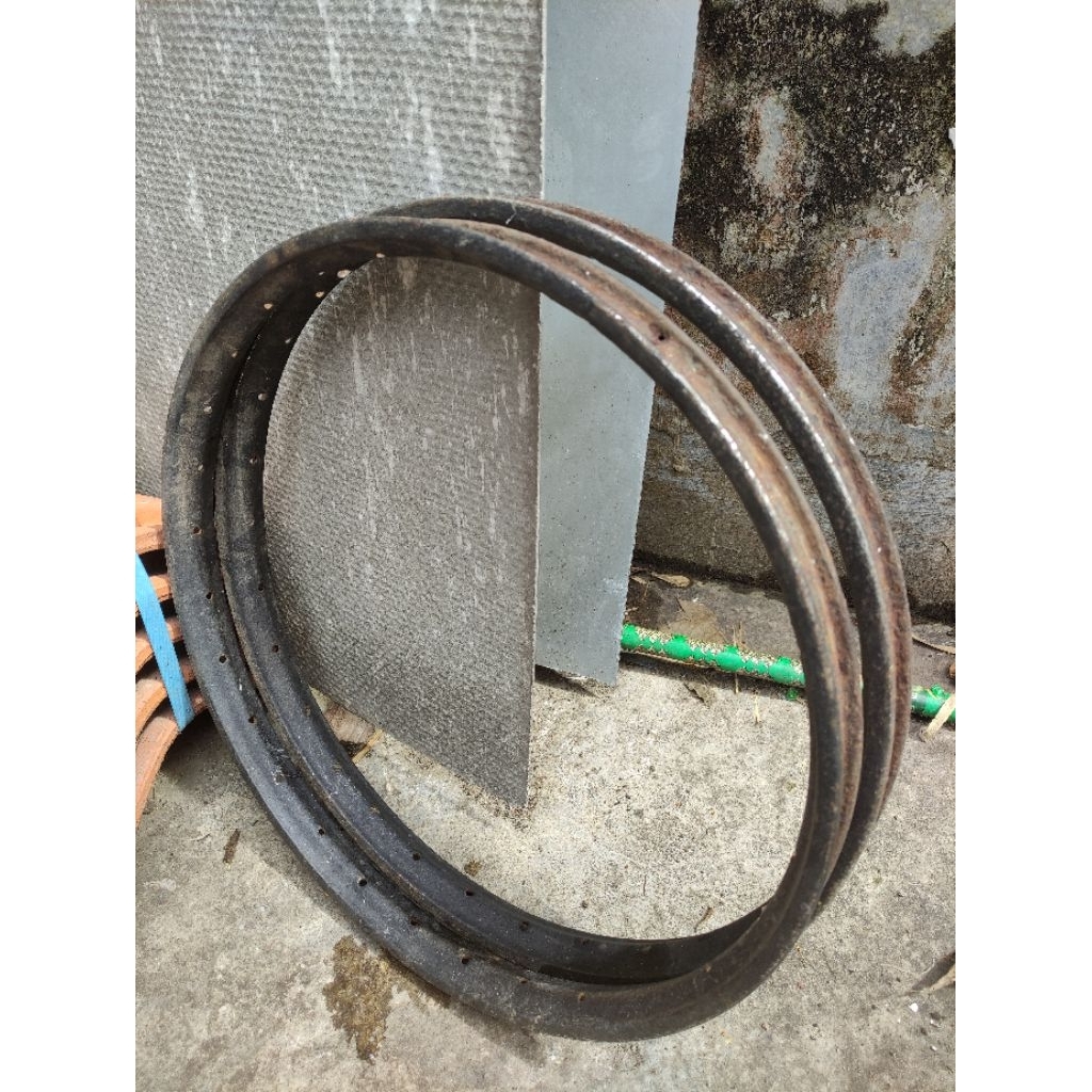 Velg 20 motobike 28 hole