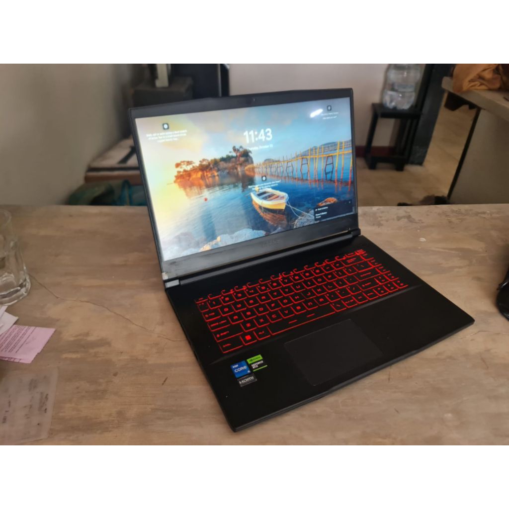 MSI GF63 Thin 11UC Intel Core I5