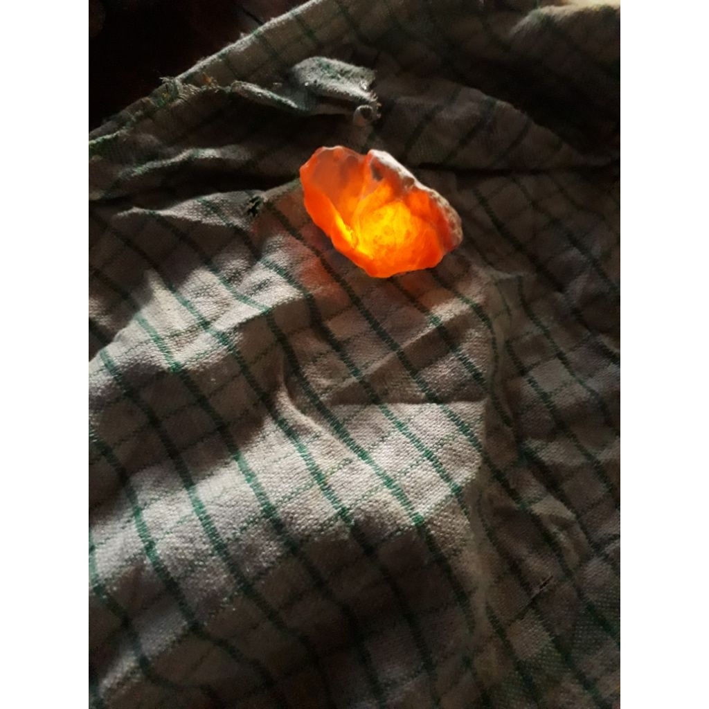 bongkahan batu akik kuarsa hematoid merah+kuning