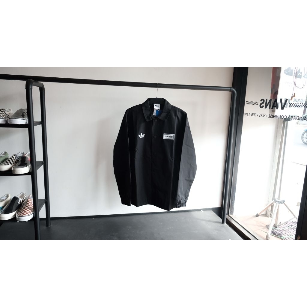 Coach Jacket Adidas x Oasis Black
