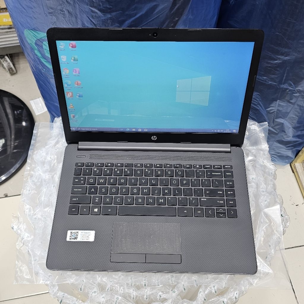 Laptop Leptop Merek HP 245 G7 AMD Atlon Silver 3050U RAM 4GB SSD 256GB Second pilihan terbaik kwalit