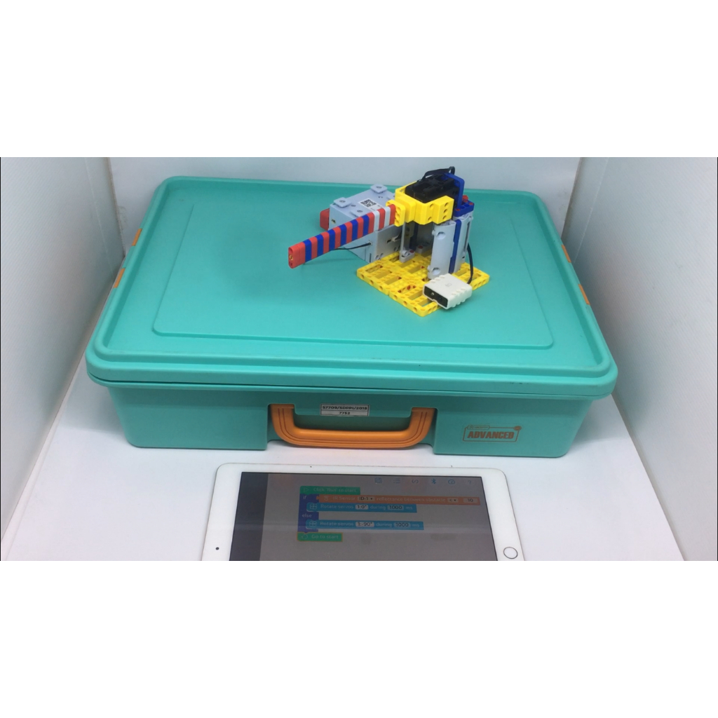 Paket Advanced dan Astrobot Kit robot Ubtech