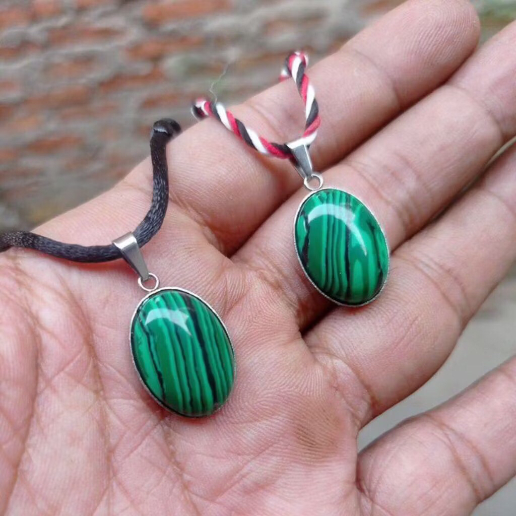 KALUNG STENLISS TALITRIDATU BATU MALACHITE DIM 18 MM