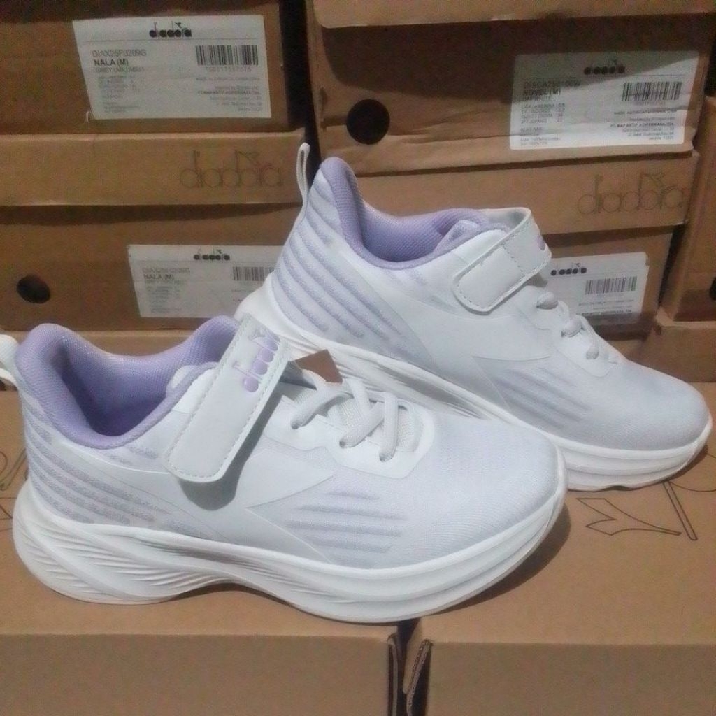 Diadora Nasubi white