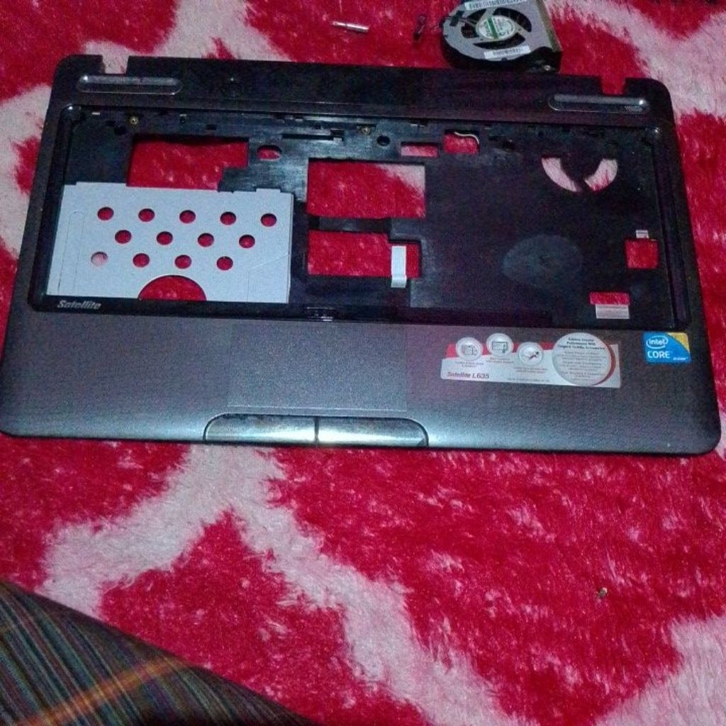 trekpad laptop tosiba satellite L635